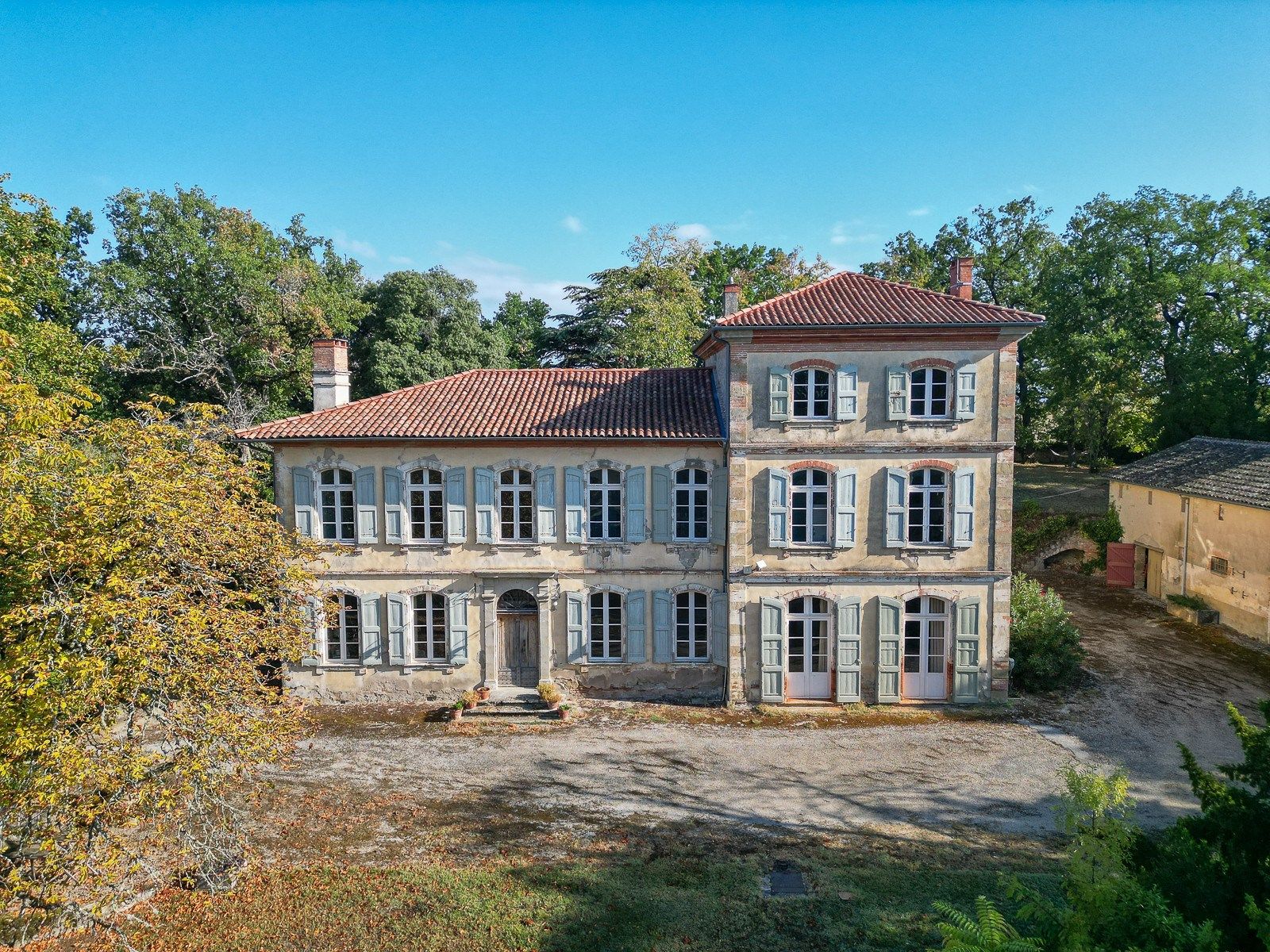 maison de maître 15 Pièces en vente sur LAVAUR (81500)