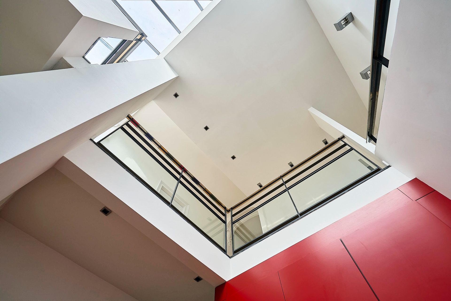 luxury house 10 Rooms for sale on LILLE (59000)