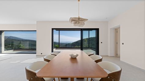 Sale Contemporary house Grimaud 8&nbsp;Rooms 283&nbsp;m²