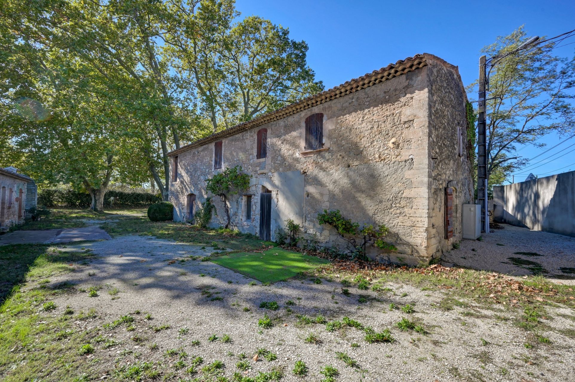 luxury house 10 Rooms for sale on AIX EN PROVENCE (13100)
