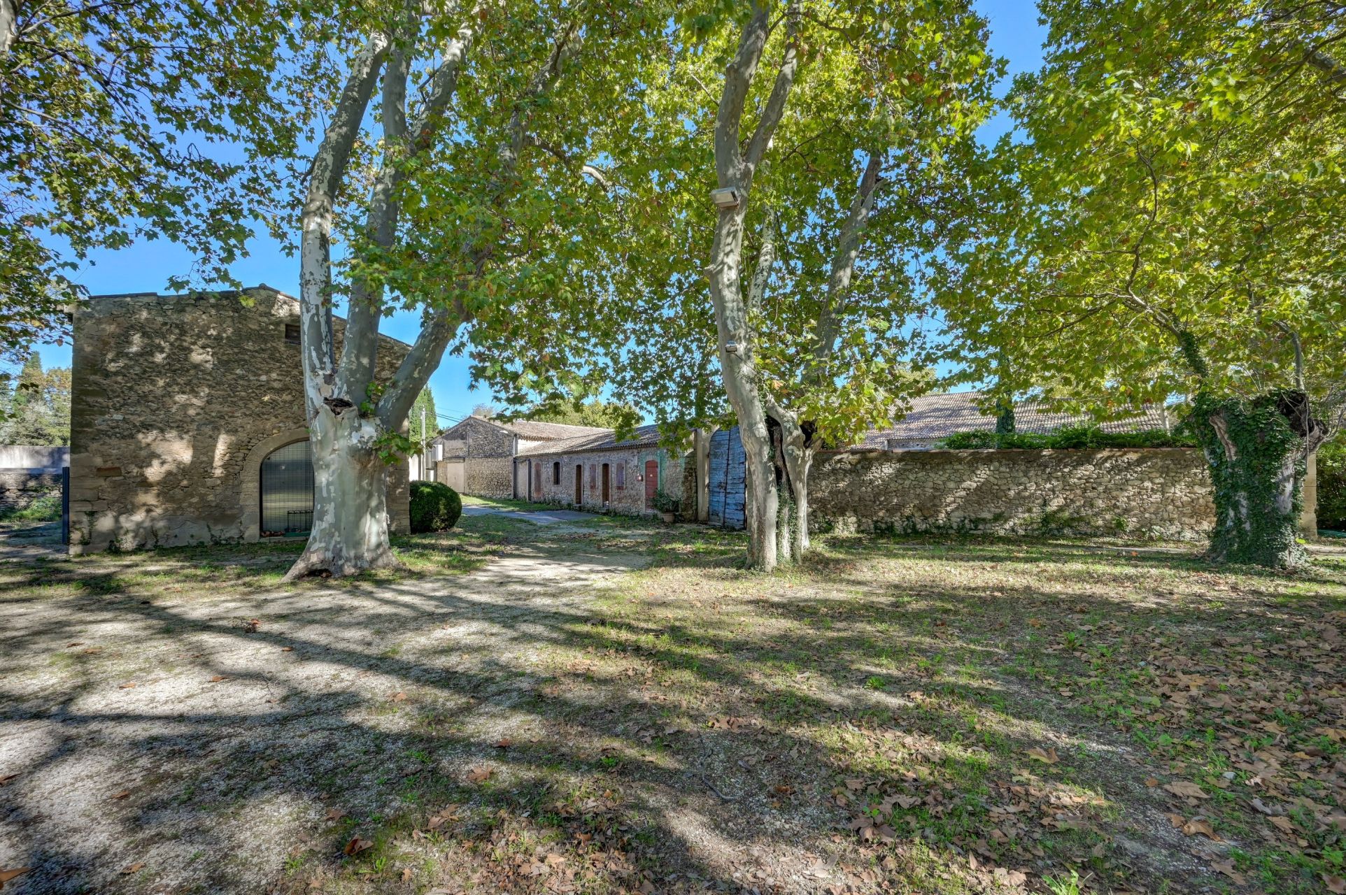 luxury house 10 Rooms for sale on AIX EN PROVENCE (13100)