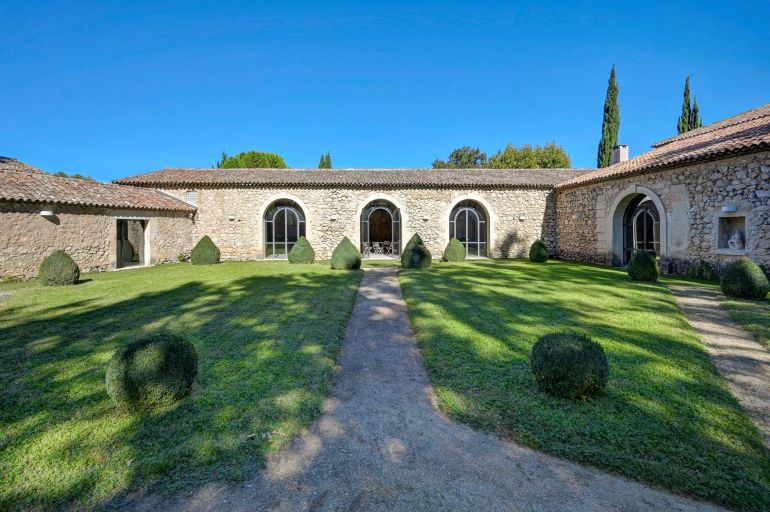 luxury house 10 Rooms for sale on AIX EN PROVENCE (13100)