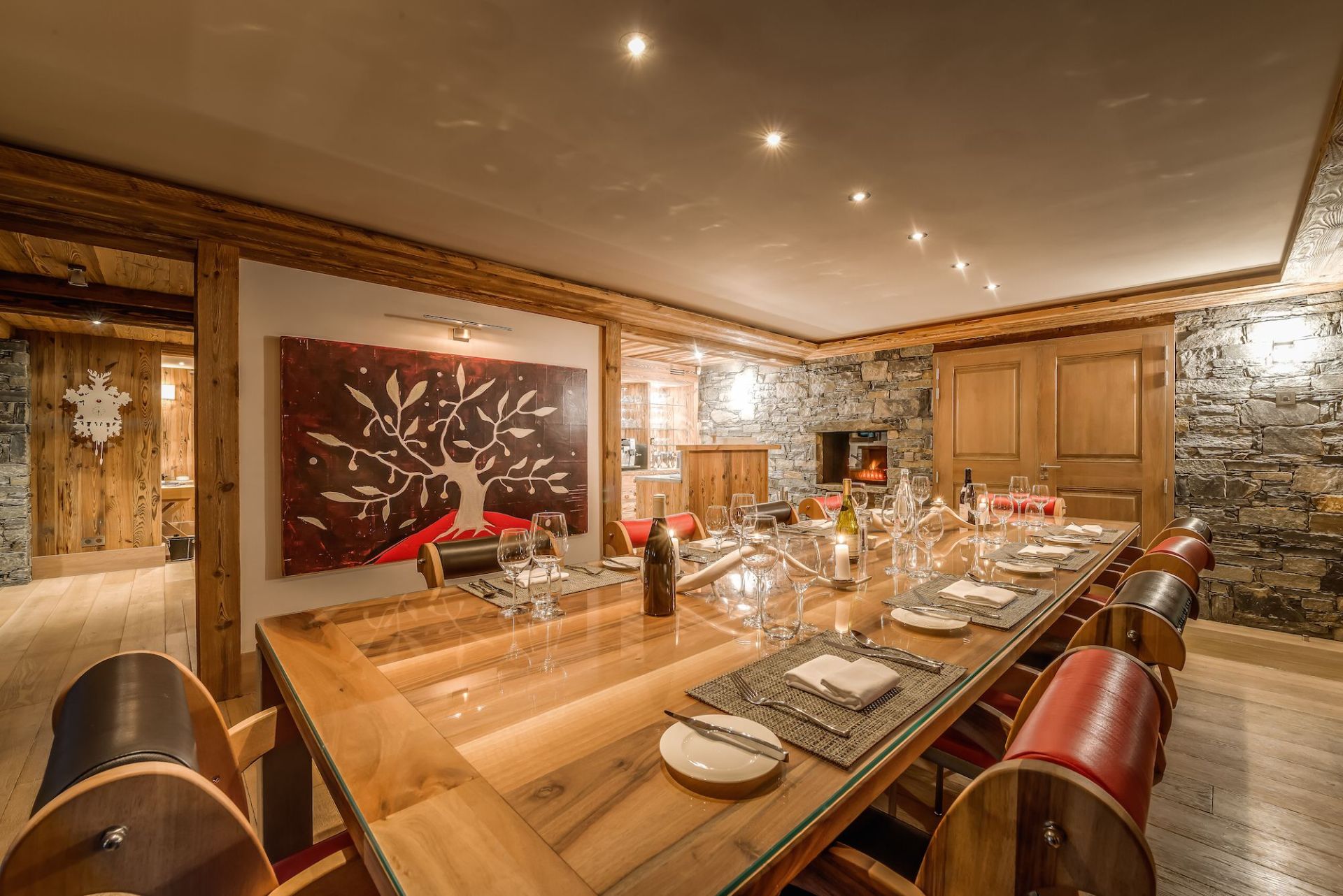 chalet de luxe 7 Pièces en location saisonnière sur MERIBEL LES ALLUES (73550)