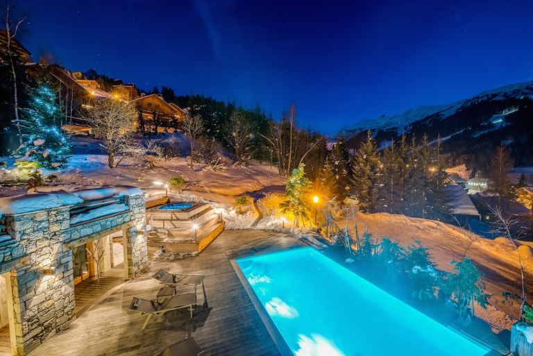 chalet de luxe 7 Pièces en location saisonnière sur MERIBEL LES ALLUES (73550)