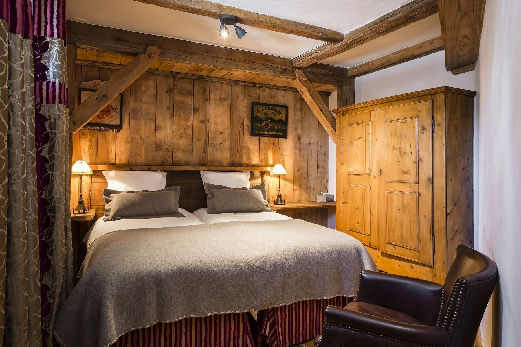 chalet de luxe 6 Pièces en location saisonnière sur COURCHEVEL (73120)