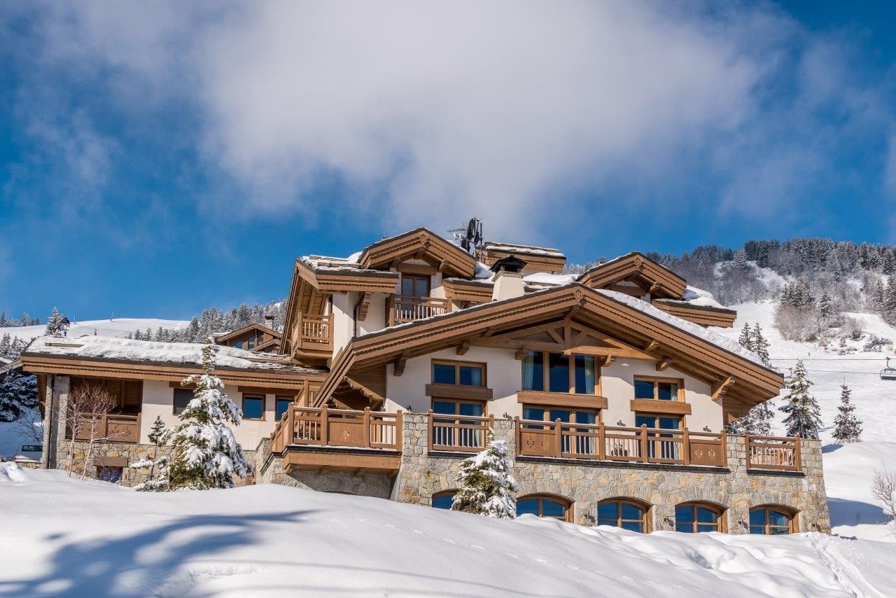 luxury chalet 6 Rooms for seasonal rent on COURCHEVEL (73120)