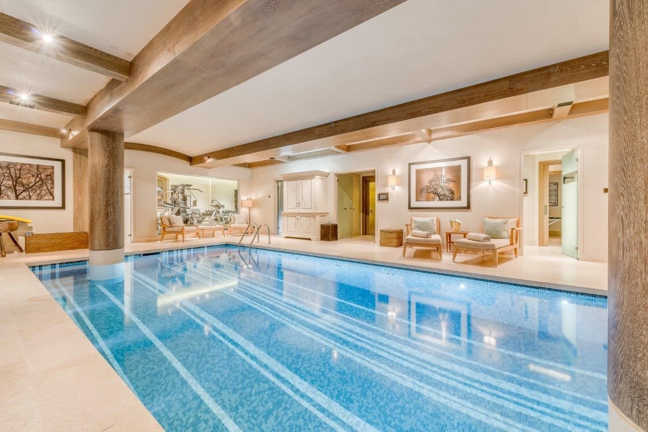 chalet de luxe 6 Pièces en location saisonnière sur COURCHEVEL (73120)
