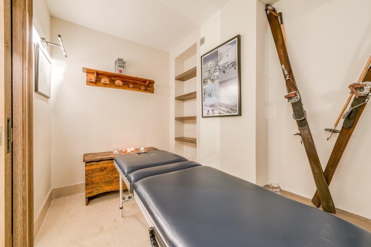 chalet de luxe 6 Pièces en location saisonnière sur COURCHEVEL (73120)