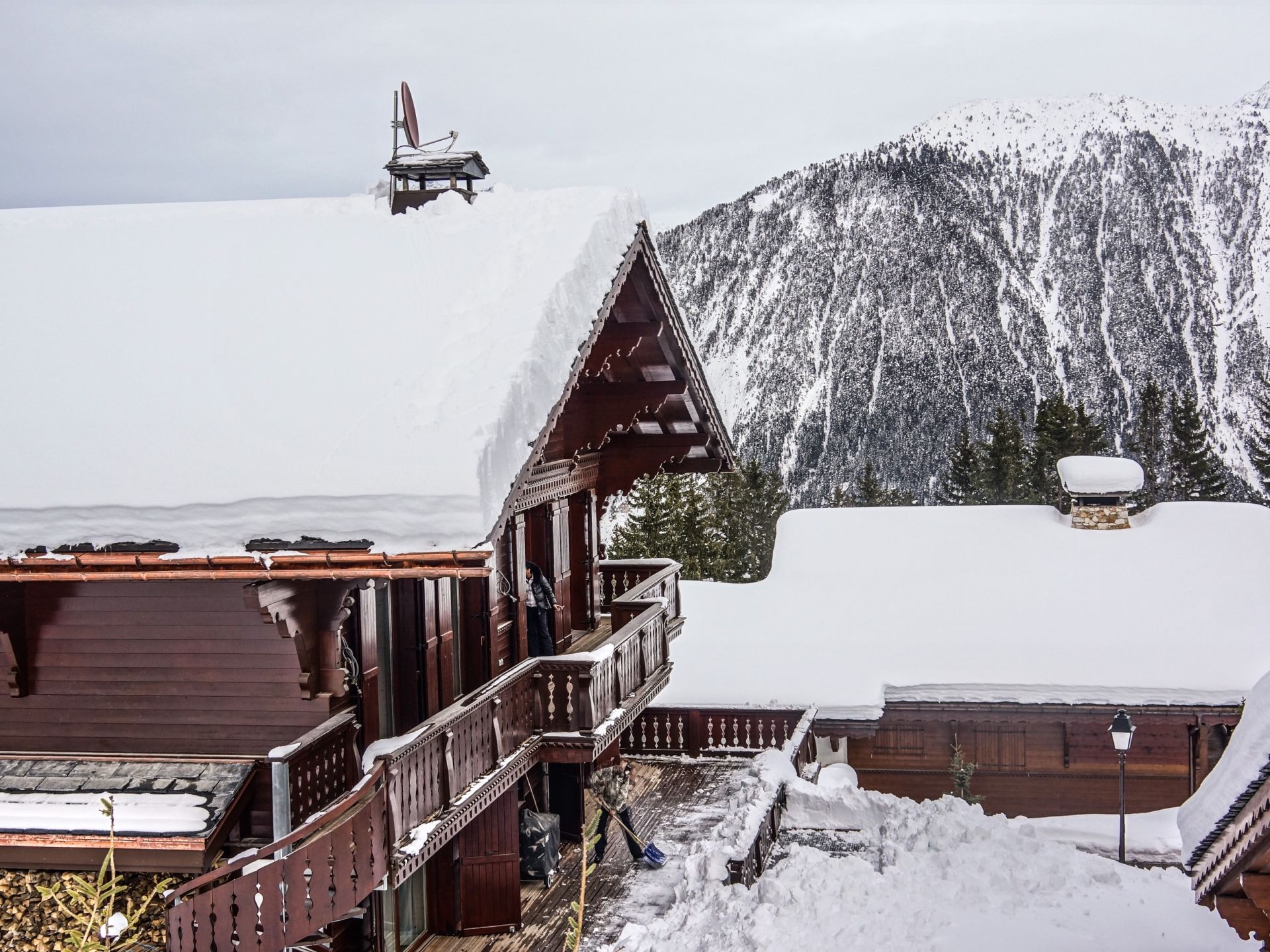 chalet de luxe 7 Pièces en location saisonnière sur COURCHEVEL (73120)