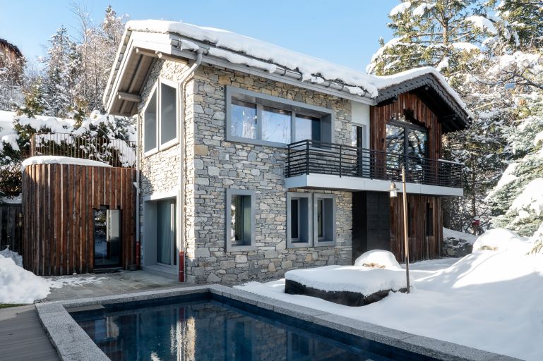 chalet de luxe 7 Pièces en location saisonnière sur COURCHEVEL (73120)