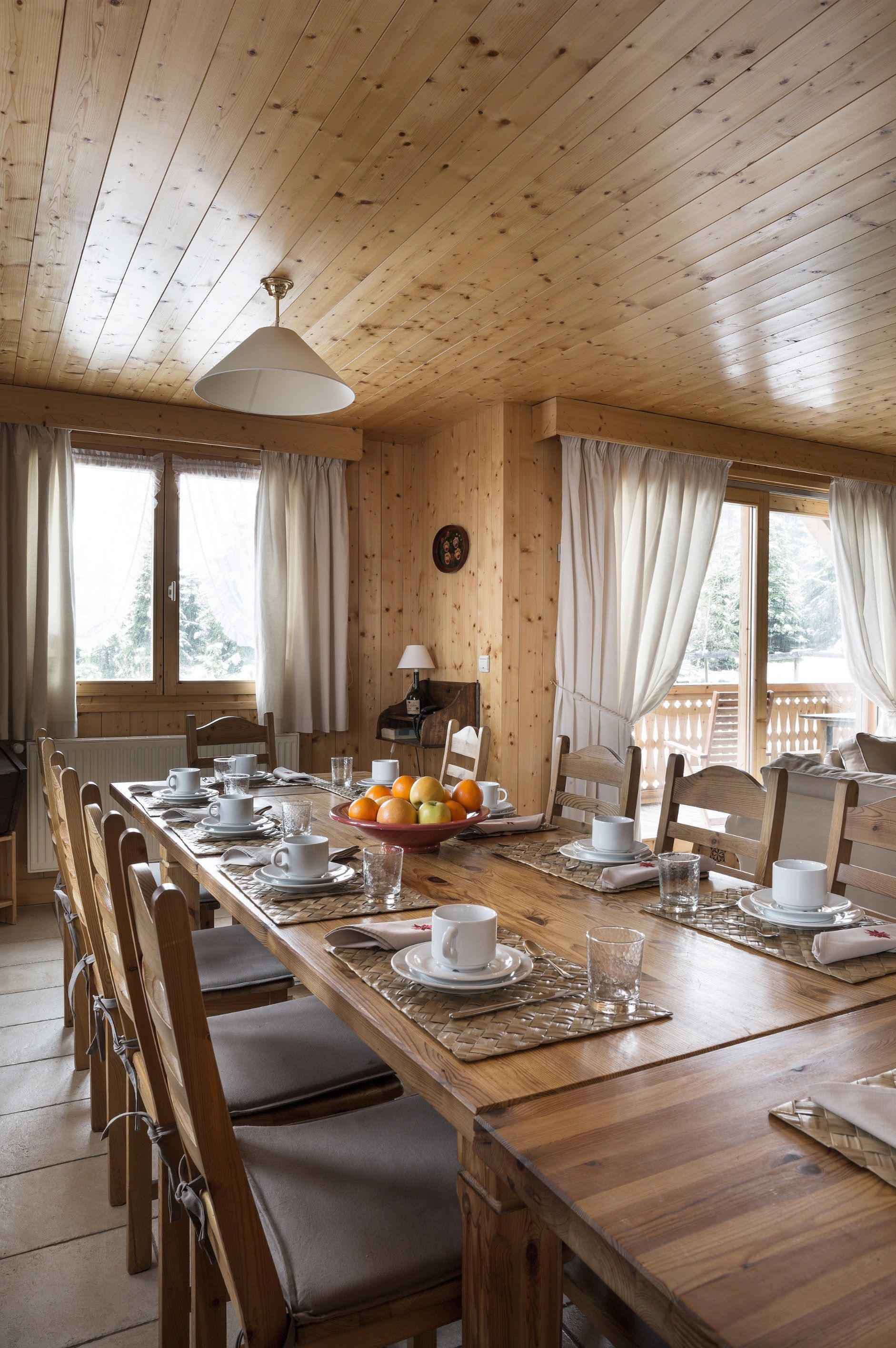 chalet de luxe 7 Pièces en location saisonnière sur COURCHEVEL (73120)