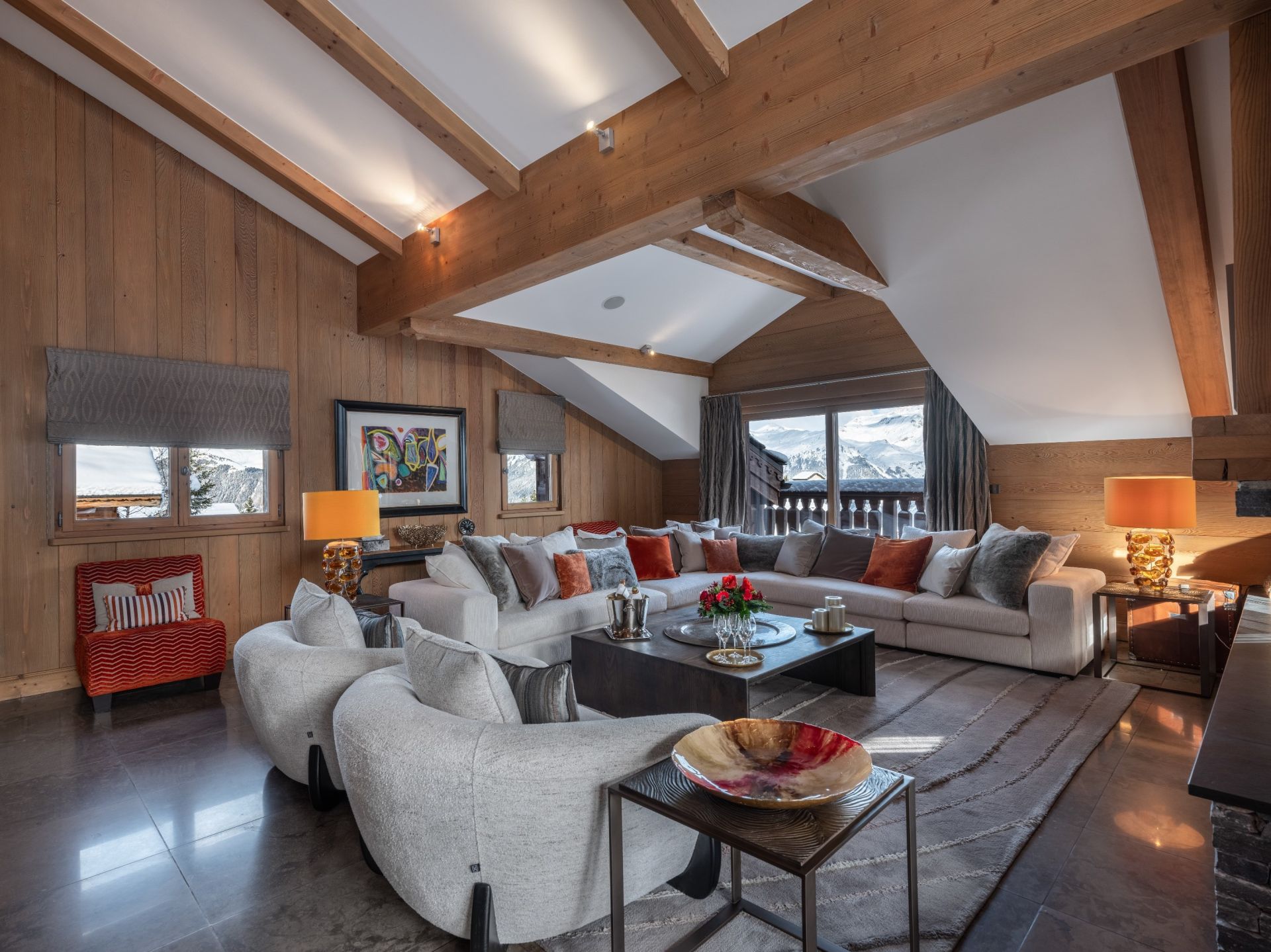luxury chalet 10 Rooms for seasonal rent on COURCHEVEL (73120)