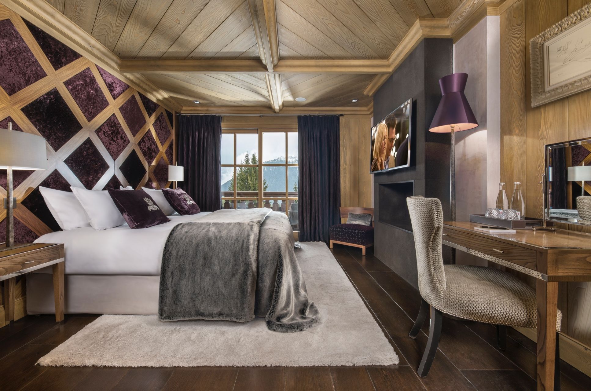 luxury chalet 10 Rooms for seasonal rent on COURCHEVEL (73120)