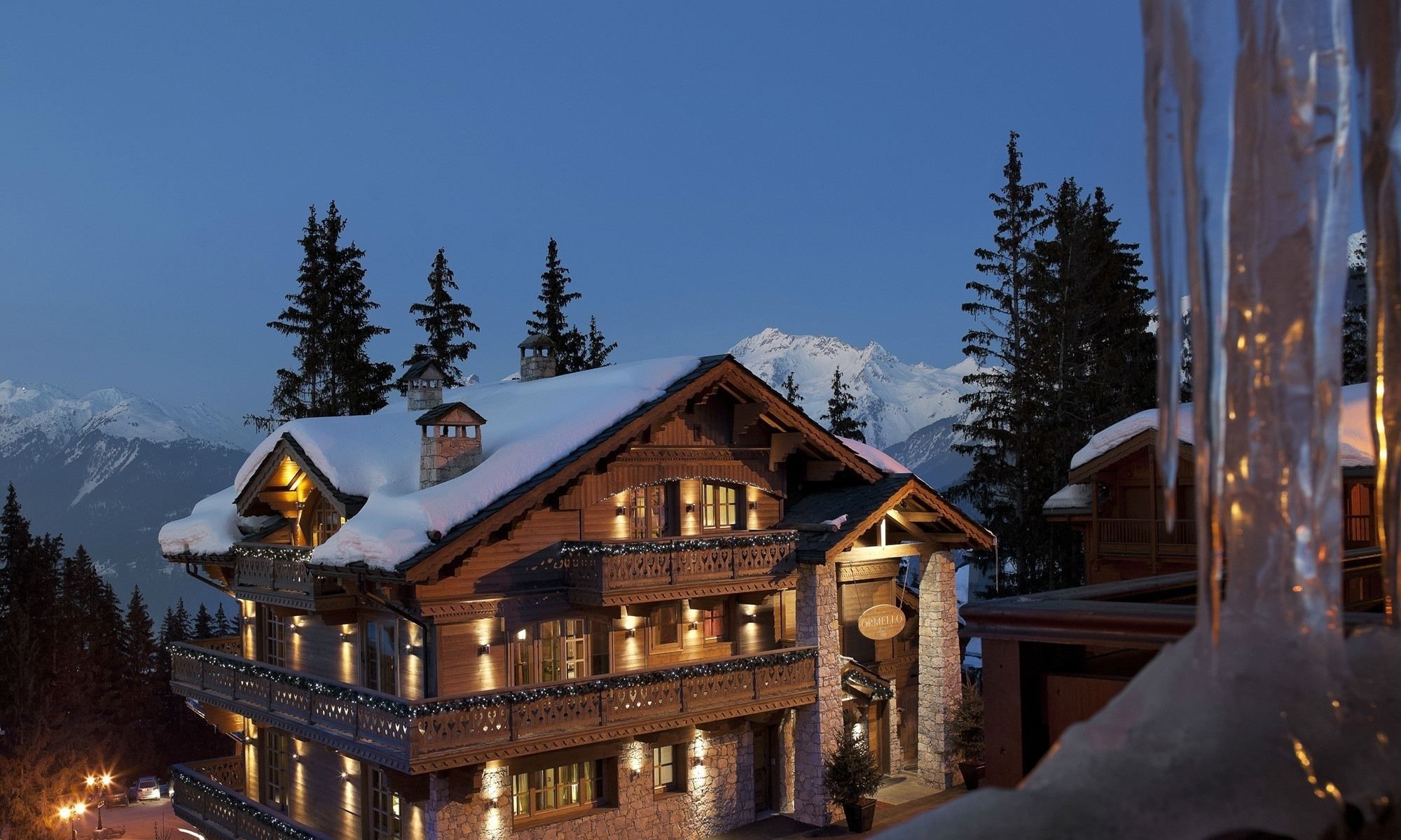 maison de luxe 10 Pièces en location saisonnière sur COURCHEVEL (73120)
