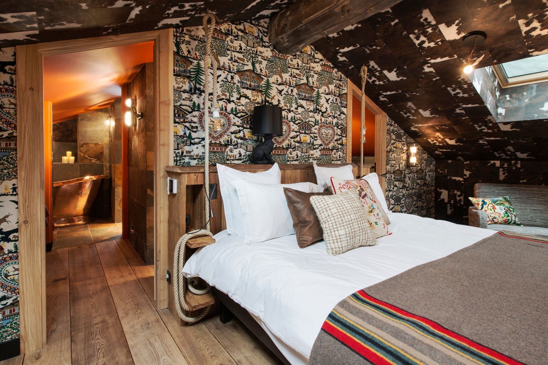 chalet de luxe 10 Pièces en location saisonnière sur COURCHEVEL (73120)