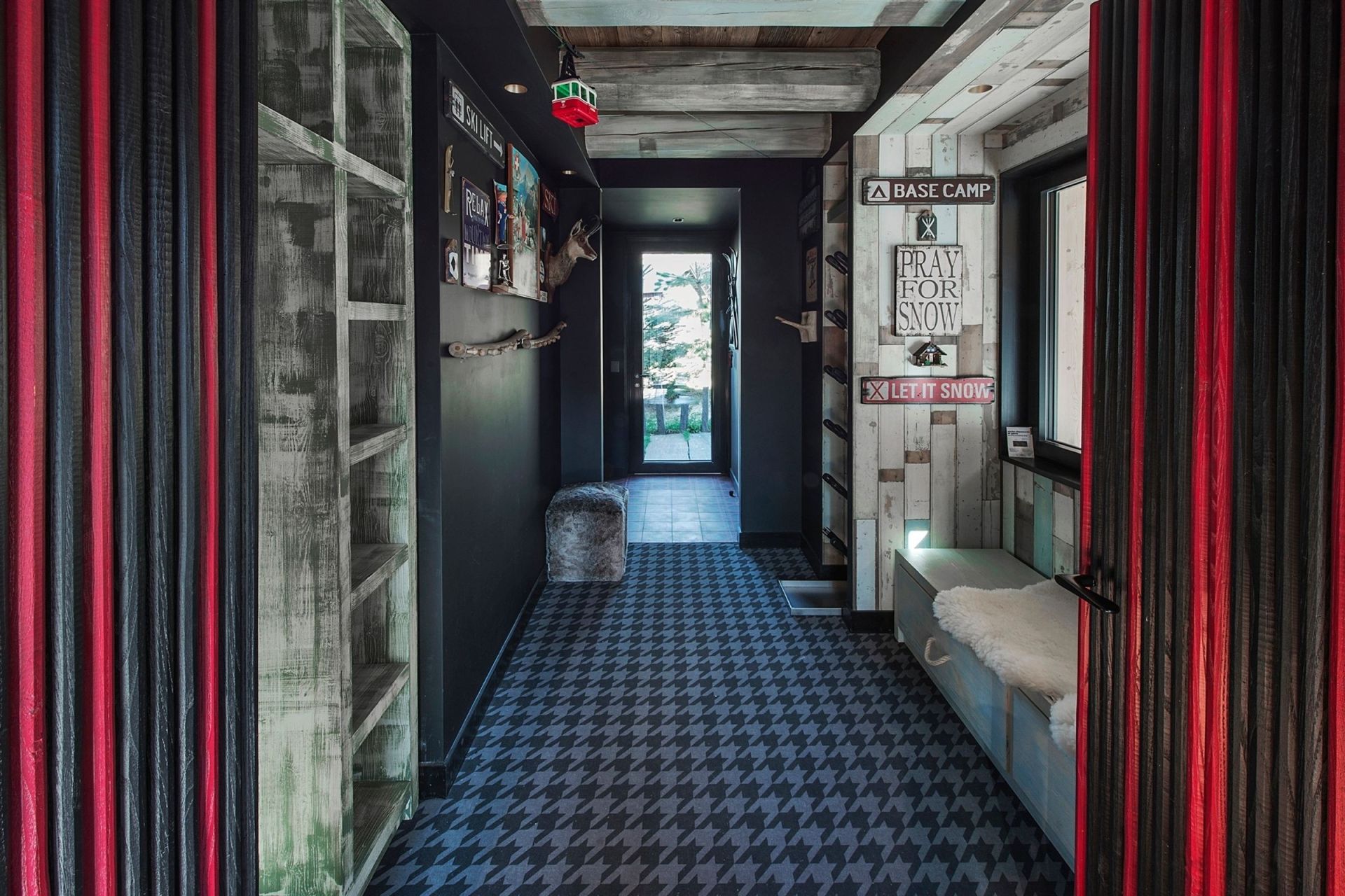 chalet de luxe 10 Pièces en location saisonnière sur COURCHEVEL (73120)