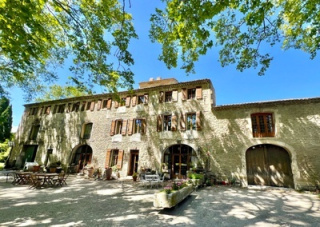 Un art de vivre recherché au cœur des Alpilles